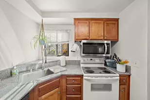 7437 Auburn Oaks Ct, Citrus Heights, CA 95621 - Photo 8