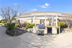 2212 Live Oak Ct, Rocklin, CA 95765 - Photo 18