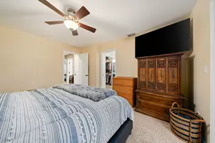 8810 Laguna Star Dr, Elk Grove, CA 95758 - Photo 20