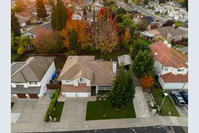 8810 Laguna Star Drive, Elk Grove, CA 95758 - Photo 70