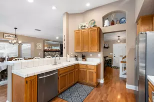 8810 Laguna Star Dr, Elk Grove, CA 95758 - Photo 14