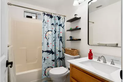 8810 Laguna Star Drive, Elk Grove, CA 95758 - Photo 18