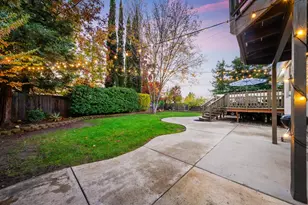 8810 Laguna Star Dr, Elk Grove, CA 95758 - Photo 46