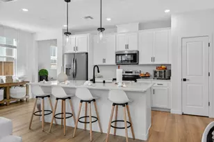 10196 N Solvita Wy, Elk Grove, CA 95757 - Photo 14