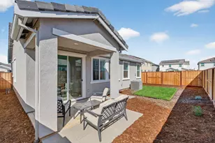 10196 N Solvita Wy, Elk Grove, CA 95757 - Photo 32