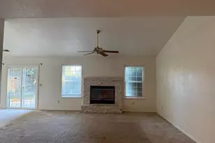 978 Doe Ct, Merced, CA 95340 - Photo 4