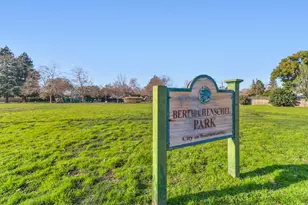 131 46th St, Sacramento, CA 95819 - Photo 44