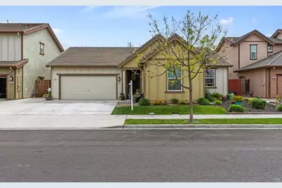 344 N Red Lion Way, Newman, CA 95360 - Photo 2