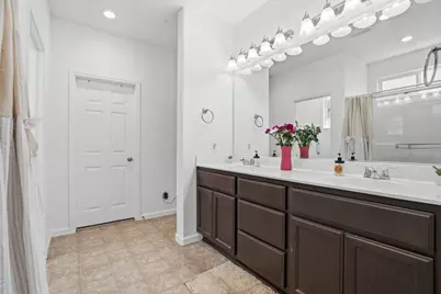 344 N Red Lion Way, Newman, CA 95360 - Photo 18