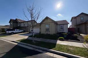 344 N Red Lion Way, Newman, CA 95360 - Photo 2