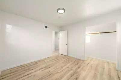 40 Lynda Avenue, Stockton, CA 95207 - Photo 18