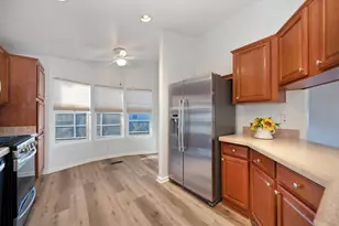 Cambria, Citrus Heights, CA 95621 - Photo 14