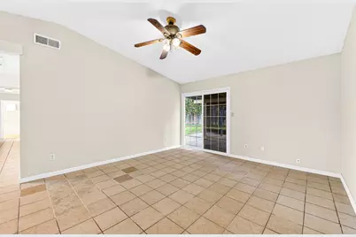 8127 Franciscan Way, Sacramento, CA 95823 - Photo 8