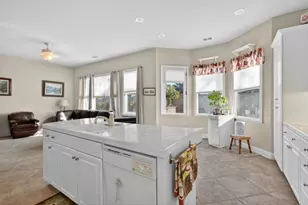 5849 Silver Oak Cir, Stockton, CA 95219 - Photo 8