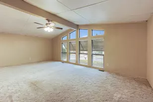 Royal Crest Circle, Rancho Cordova, CA 95670 - Photo 16