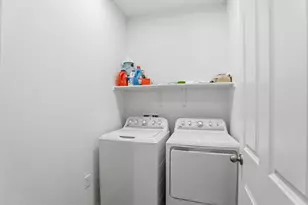 701 Popcorn St, Galt, CA 95632 - Photo 28