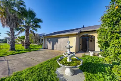 4271 Soledad Avenue, Sacramento, CA 95820 - Photo 2