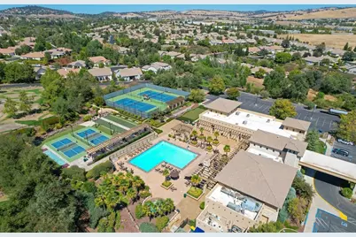 9010 Fallsmont Drive, El Dorado Hills, CA 95762 - Photo 70
