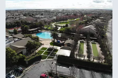 7824 Barnsley Way, Elk Grove, CA 95757 - Photo 54
