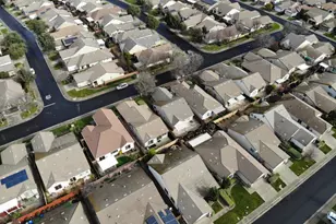 7824 Barnsley Way, Elk Grove, CA 95757 - Photo 52