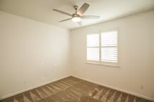 7824 Barnsley Way, Elk Grove, CA 95757 - Photo 36