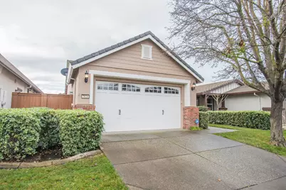 7824 Barnsley Way, Elk Grove, CA 95757 - Photo 4