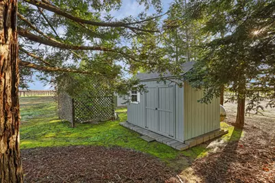 16025 E Harney Lane, Lodi, CA 95240 - Photo 32