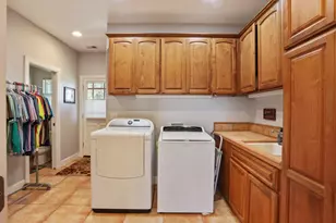 16025 E Harney Ln, Lodi, CA 95240 - Photo 52