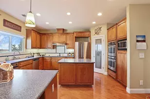 16025 E Harney Ln, Lodi, CA 95240 - Photo 48