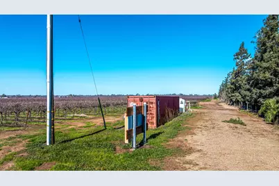 20075 E Kettleman Lane, Lodi, CA 95240 - Photo 8