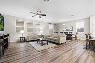 150 Uccello Way, Sacramento, CA 95835 - Photo 2