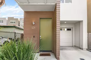 425 Outrigger Ln, West Sacramento, CA 95605 - Photo 4