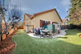 561 Branding Iron St, Oakdale, CA 95361 - Photo 6