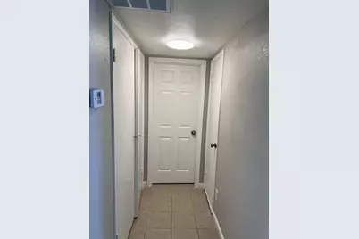 8603 Acapulco Way, Stockton, CA 95210 - Photo 20