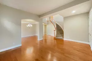 9673 Country Falls Ln, Elk Grove, CA 95757 - Photo 8