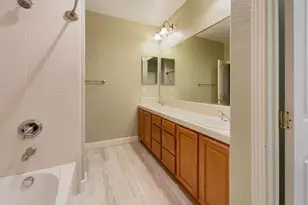 9673 Country Falls Ln, Elk Grove, CA 95757 - Photo 20