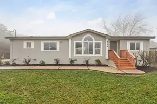 8936 W Pine St, Thornton, CA 95686 - Photo 1