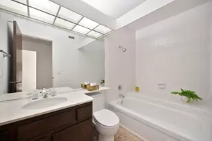 1182 Vanderbilt Way, Sacramento, CA 95825 - Photo 22