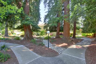 1182 Vanderbilt Way, Sacramento, CA 95825 - Photo 42