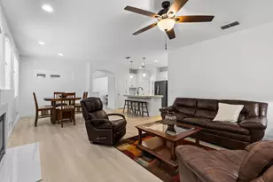 8556 Dewberry Way, Elk Grove, CA 95624 - Photo 20