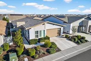 7048 Orbital Ln, Roseville, CA 95747 - Photo 2