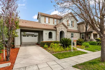 122 N Sierra Madre Street, Mountain House, CA 95391 - Photo 2