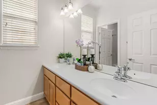122 N Sierra Madre St, Mountain House, CA 95391 - Photo 34