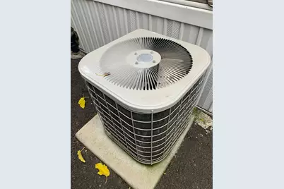 Whispering Palms Dr., Sacramento, CA 95828 - Photo 20