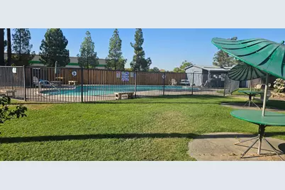 Whispering Palms Dr., Sacramento, CA 95828 - Photo 34