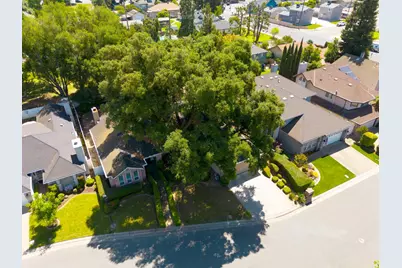 19042 Pebble Run, Woodbridge, CA 95258 - Photo 4