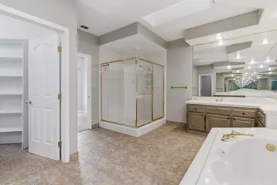 19042 Pebble Run, Woodbridge, CA 95258 - Photo 44