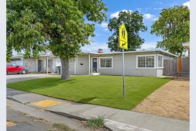 5823 61st Street, Sacramento, CA 95824 - Photo 8