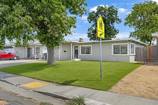 5823 61st St, Sacramento, CA 95824 - Photo 8