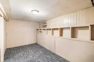 122 W Acacia, Stockton, CA 95202 - Photo 18
